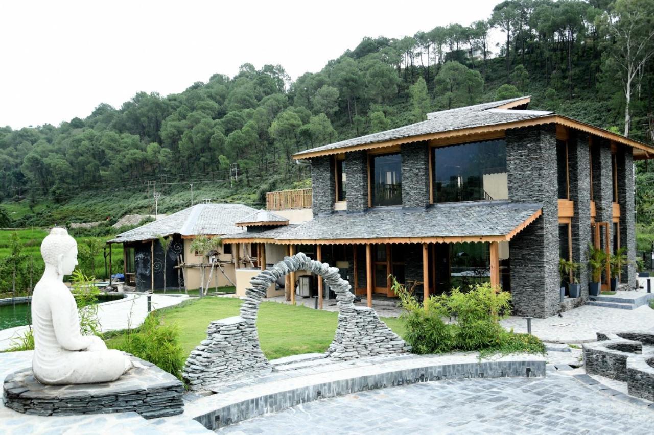 Osho Himalayas Wellness Resort Kangra Exteriér fotografie