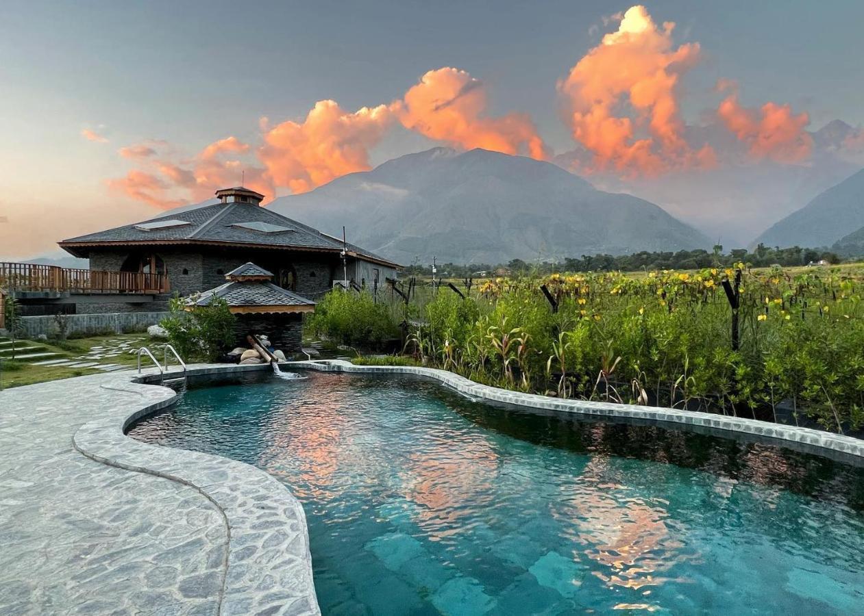 Osho Himalayas Wellness Resort Kangra Exteriér fotografie