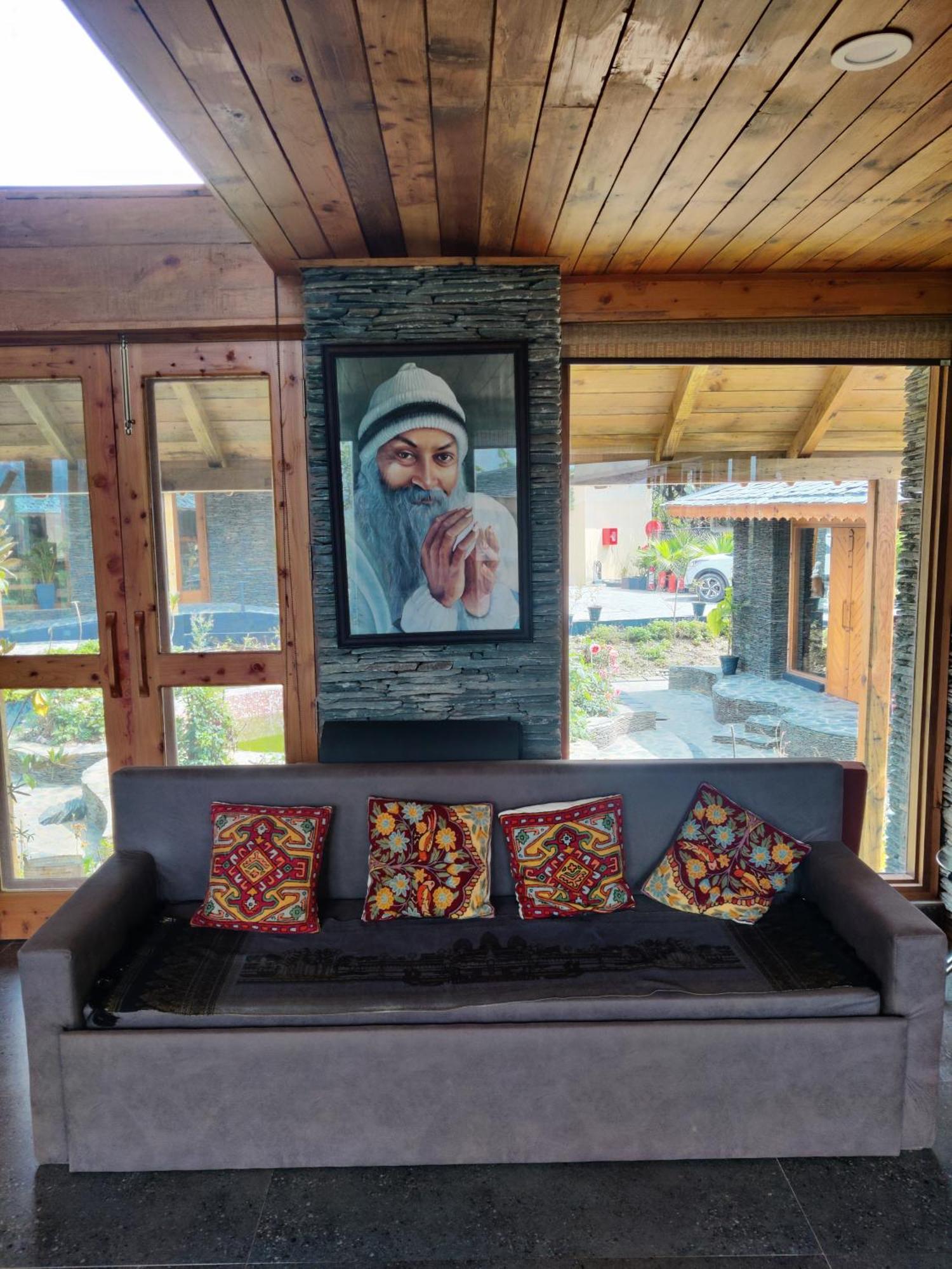 Osho Himalayas Wellness Resort Kangra Exteriér fotografie